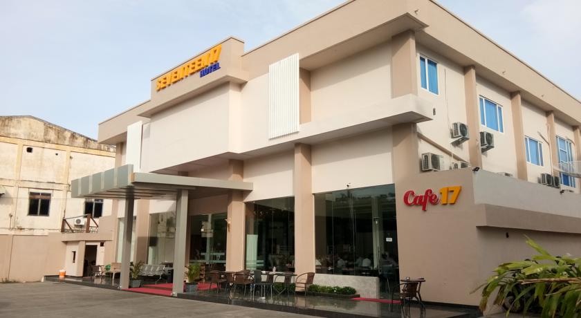 Review Seventeen Hotel Banda Aceh